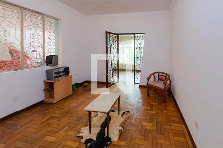 Sala de casa à venda com 3 quartos, 300m² em Alto Barroca, Belo Horizonte