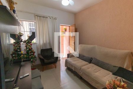 Sala de casa de condomínio à venda com 3 quartos, 60m² em Barreto, Niterói