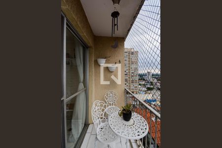 Sacada de apartamento à venda com 2 quartos, 74m² em Camargos, Guarulhos