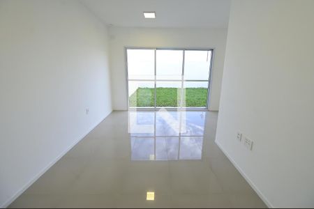 Casa de condomínio para alugar com 80m², 2 quartos e 2 vagasSala/Cozinha