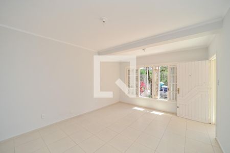 Sala de Estar de casa à venda com 3 quartos, 348m² em Vila Jardim, Porto Alegre