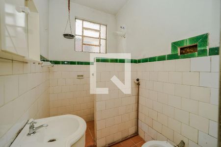 Banheiro de apartamento à venda com 1 quarto, 44m² em Higienópolis, Porto Alegre