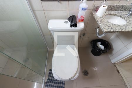 Casa de condomínio à venda com 77m², 3 quartos e 1 vaga Casa de condomínio à venda com 77m², 3 quartos e 1 vagaBanheiro