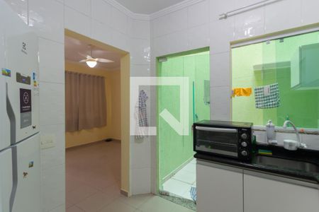 Cozinha de casa de condomínio à venda com 3 quartos, 77m² em Vila Jacuí, São Paulo