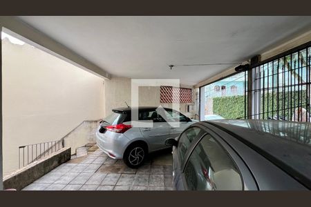 Garagem de casa à venda com 4 quartos, 275m² em Vila Madalena, São Paulo