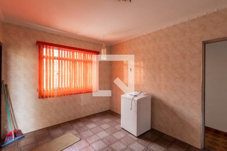 Casa à venda com 231m², 5 quartos e 6 vagas Casa à venda com 231m², 5 quartos e 6 vagasCasa 2 - Área de Serviço