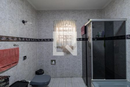 Casa à venda com 231m², 5 quartos e 6 vagas Casa à venda com 231m², 5 quartos e 6 vagasCasa 1 - Banheiro