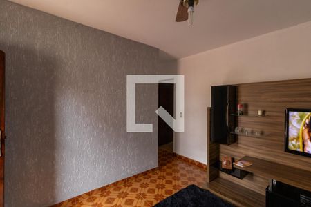Casa à venda com 231m², 5 quartos e 6 vagas Casa à venda com 231m², 5 quartos e 6 vagasCasa 2 - Sala