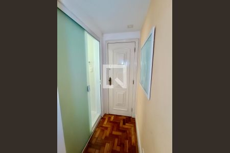 Sala de apartamento à venda com 1 quarto, 28m² em Leblon, Rio de Janeiro