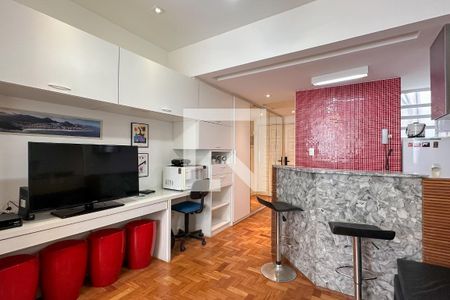 Sala de kitnet/studio à venda com 1 quarto, 27m² em Copacabana, Rio de Janeiro