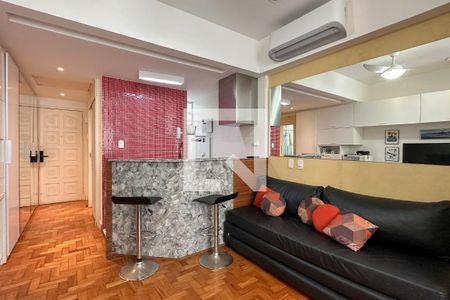 Sala de kitnet/studio à venda com 1 quarto, 27m² em Copacabana, Rio de Janeiro