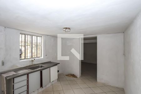 Sala/Cozinha de casa para alugar com 1 quarto, 40m² em Parque Bristol, São Paulo