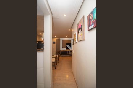 Corredor de apartamento à venda com 2 quartos, 60m² em Jardim Iris, São Paulo