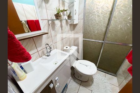 Banheiro  de apartamento à venda com 2 quartos, 41m² em Solar do Barreiro, Belo Horizonte