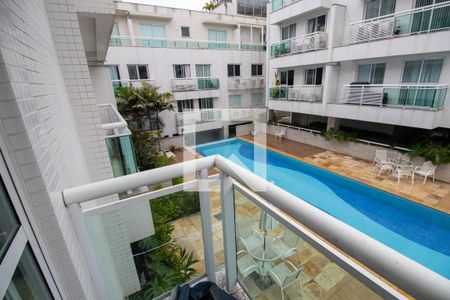 Apartamento à venda com 90m², 2 quartos e 1 vaga Apartamento à venda com 90m², 2 quartos e 1 vagaSacada quarto 1