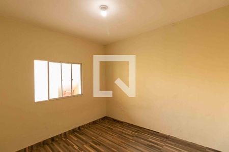 Quarto 1 de casa para alugar com 2 quartos, 105m² em Santa Terezinha, Belo Horizonte