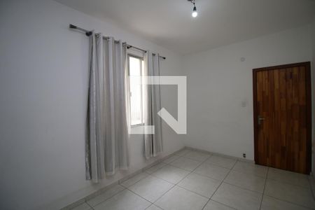 Sala de apartamento para alugar com 2 quartos, 70m² em Penha Circular, Rio de Janeiro