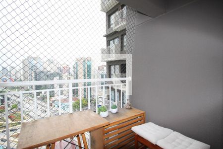 Varanda de kitnet/studio à venda com 1 quarto, 26m² em Vila Nova Conceição, São Paulo