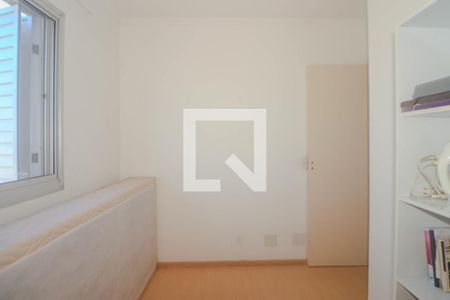 Quarto de apartamento à venda com 2 quartos, 64m² em Sarandi, Porto Alegre