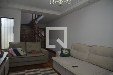 Sala de casa à venda com 4 quartos, 140m² em Vila Humaitá, Santo André