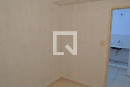 Sala/Cozinha de kitnet/studio para alugar com 1 quarto, 22m² em Jacarepaguá, Rio de Janeiro