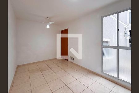 Sala de apartamento para alugar com 2 quartos, 44m² em Chacaras Reunidas Santa Terezinha, Contagem