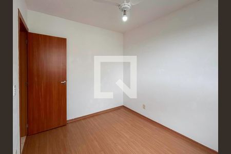 Quarto 2 de apartamento para alugar com 2 quartos, 44m² em Chacaras Reunidas Santa Terezinha, Contagem