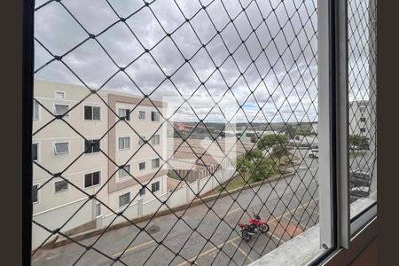 Vista do quarto 1 de apartamento para alugar com 2 quartos, 44m² em Chacaras Reunidas Santa Terezinha, Contagem