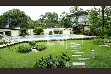 Quintal dos Fundos / Piscina / Area Gourmet de casa à venda com 3 quartos, 1010m² em Anil, Rio de Janeiro