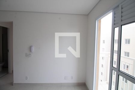 Sala de apartamento para alugar com 2 quartos, 32m² em Vila Graciosa, São Paulo