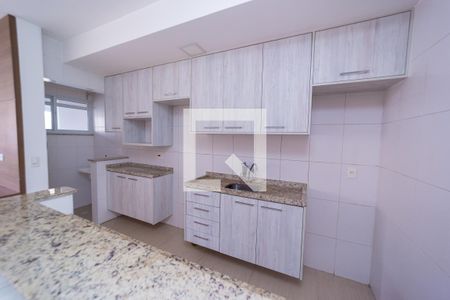 Cozinha de apartamento para alugar com 1 quarto, 50m² em Cangaiba, São Paulo