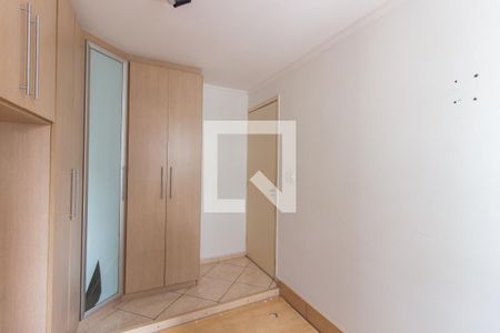 Quarto 1 de apartamento para alugar com 2 quartos, 48m² em Vila Carmosina, São Paulo