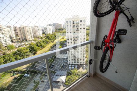 Varanda - Sala de apartamento à venda com 2 quartos, 50m² em Recreio dos Bandeirantes, Rio de Janeiro