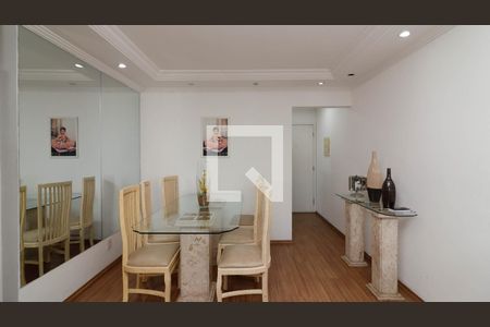 Sala de apartamento à venda com 3 quartos, 73m² em Vila Marieta, São Paulo