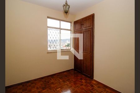 Apartamento para alugar com 2 quartos, 70m² em Colégio Batista, Belo Horizonte