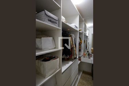 Closet do quarto de apartamento à venda com 2 quartos, 50m² em Centro, Belo Horizonte