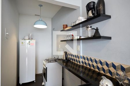 Sala/Cozinha de apartamento para alugar com 1 quarto, 67m² em Santo Agostinho, Belo Horizonte