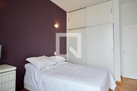 Quarto de apartamento para alugar com 1 quarto, 67m² em Santo Agostinho, Belo Horizonte