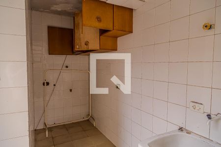 Casa à venda com 210m², 3 quartos e 3 vagas Casa à venda com 210m², 3 quartos e 3 vagasÁrea de Serviço