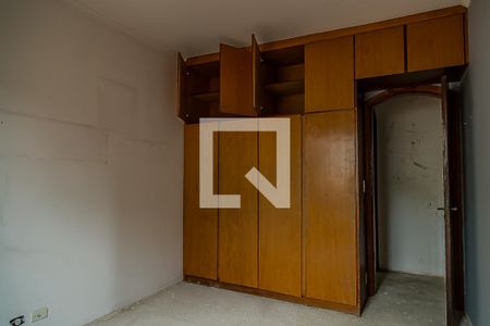 Casa à venda com 210m², 3 quartos e 3 vagas Casa à venda com 210m², 3 quartos e 3 vagasQuarto 2