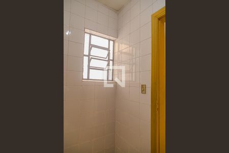 Casa à venda com 210m², 3 quartos e 3 vagas Casa à venda com 210m², 3 quartos e 3 vagasBanheiro de Serviço