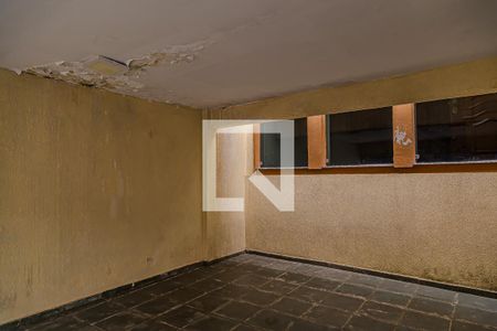 Casa à venda com 210m², 3 quartos e 3 vagas Casa à venda com 210m², 3 quartos e 3 vagasGaragem