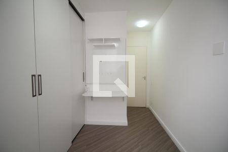 Quarto 2 de apartamento para alugar com 2 quartos, 50m² em Jardim Monte Kemel, São Paulo