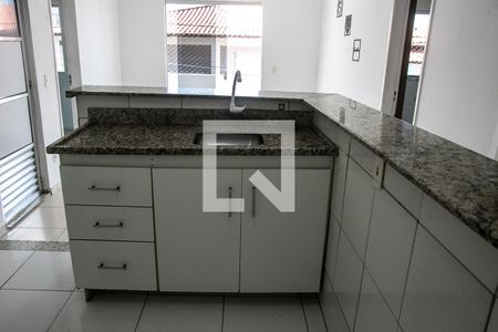 Cozinha de casa para alugar com 3 quartos, 110m² em Arenoso, Salvador