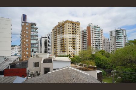 Quarto _Vista de apartamento para alugar com 1 quarto, 42m² em Centro, Florianópolis