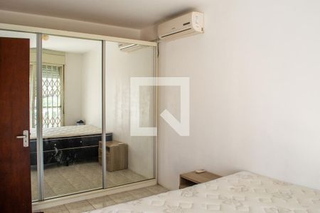 Quarto 1  de apartamento para alugar com 2 quartos, 61m² em Teresópolis, Porto Alegre