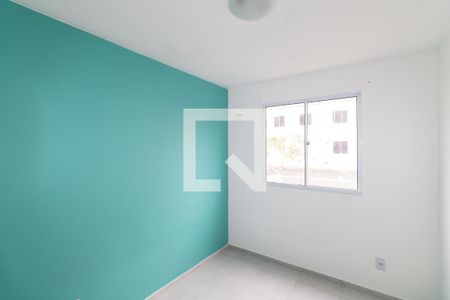 Quarto 1 de apartamento para alugar com 2 quartos, 43m² em Inhoaíba, Rio de Janeiro