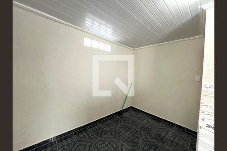 Sala/Quarto de casa para alugar com 1 quarto, 20m² em Vila Guarani (zona Sul), São Paulo