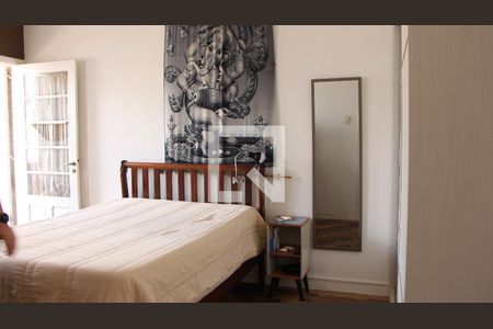 Quarto de apartamento à venda com 3 quartos, 90m² em Floresta, Porto Alegre