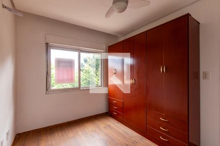 Quarto 1 de apartamento para alugar com 2 quartos, 111m² em Nonoai, Porto Alegre